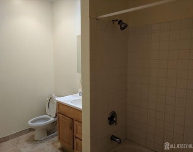 385 George Street - Photo Thumbnail 9