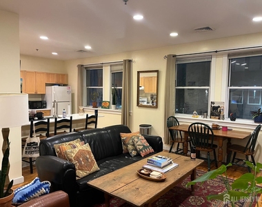 385 George Street - Photo Thumbnail 31