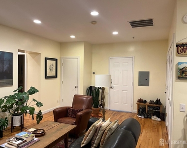 385 George Street - Photo Thumbnail 23