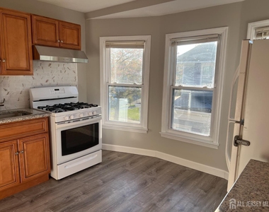 104 W. High Street - Photo Thumbnail 4