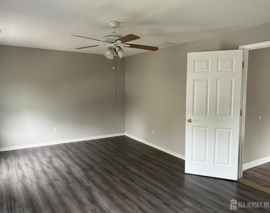104 W. High Street - Photo Thumbnail 10