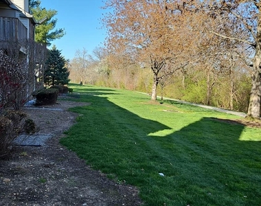 909 Ravens Crest Drive E - Photo Thumbnail 19