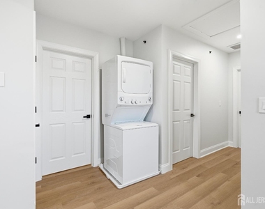 115 Remsen Avenue - Photo Thumbnail 20