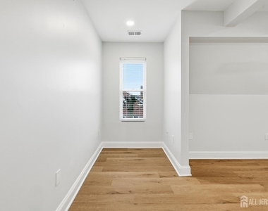 115 Remsen Avenue - Photo Thumbnail 21