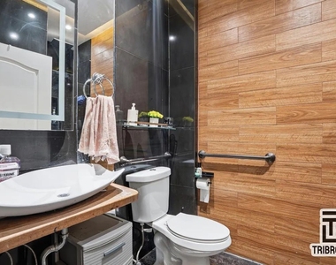 77 Suydam Street - Photo Thumbnail 7