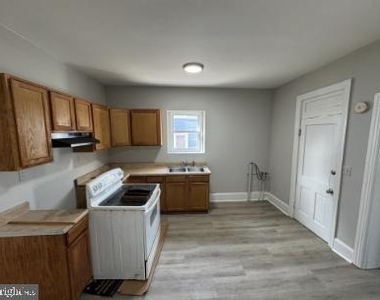 226 N Raleigh St - Photo Thumbnail 10