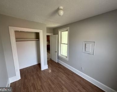 226 N Raleigh St - Photo Thumbnail 8