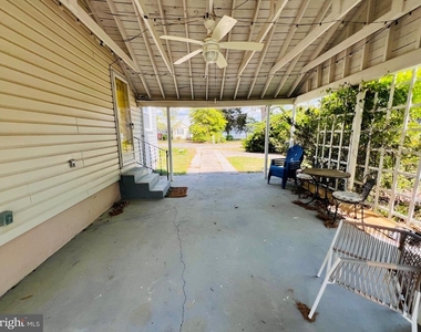 3214 Riverview Drive - Photo Thumbnail 2
