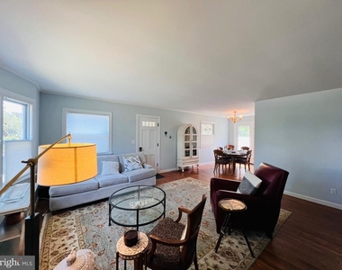 3214 Riverview Drive - Photo Thumbnail 16