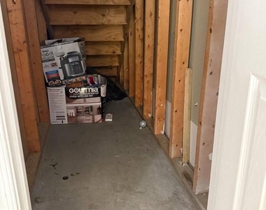 17929 Milroy Drive - Photo Thumbnail 16