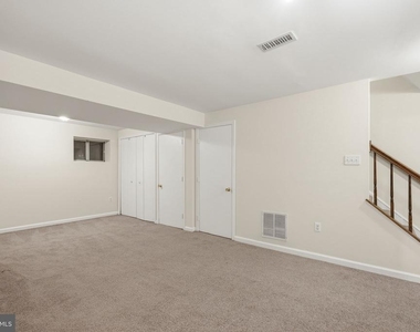 129 Bickel Court - Photo Thumbnail 16