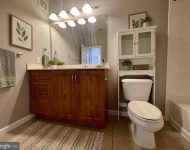 12124 Garden Ridge Lane - Photo Thumbnail 21