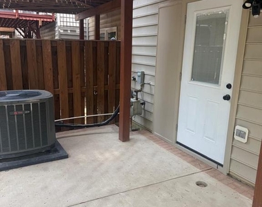 8469 Silverdale Road - Photo Thumbnail 13