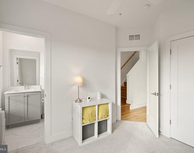 11258 Faraday Park Drive - Photo Thumbnail 27