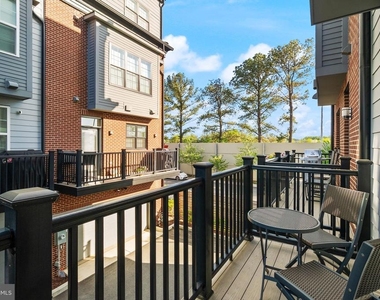 11258 Faraday Park Drive - Photo Thumbnail 16
