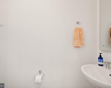 11258 Faraday Park Drive - Photo Thumbnail 18