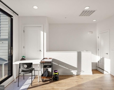 11258 Faraday Park Drive - Photo Thumbnail 31