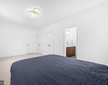 3803 Estel Road - Photo Thumbnail 47