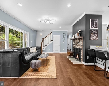 3803 Estel Road - Photo Thumbnail 19