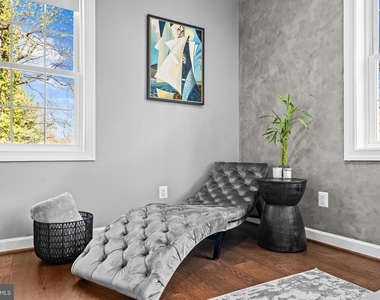 3803 Estel Road - Photo Thumbnail 34