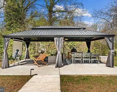 3803 Estel Road - Photo Thumbnail 60
