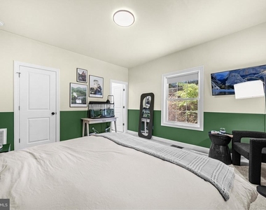 3803 Estel Road - Photo Thumbnail 27