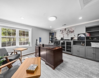 3803 Estel Road - Photo Thumbnail 25