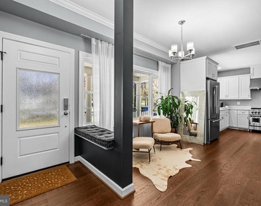 3803 Estel Road - Photo Thumbnail 8