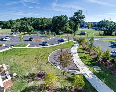 10755 Fairgrounds Drive - Photo Thumbnail 41