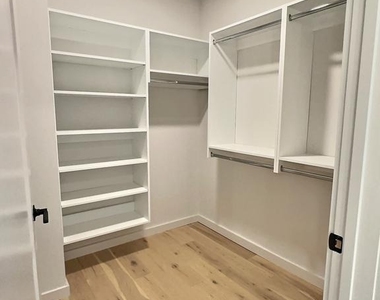3130 Potomac Avenue - Photo Thumbnail 11