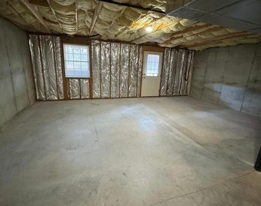 131 Scully Place - Photo Thumbnail 5