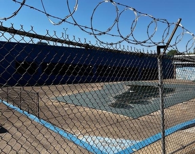 7600 E Roosevelt Boulevard - Photo Thumbnail 21