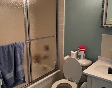 7600 E Roosevelt Boulevard - Photo Thumbnail 7