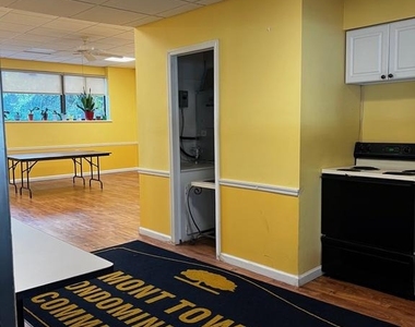 7600 E Roosevelt Boulevard - Photo Thumbnail 13