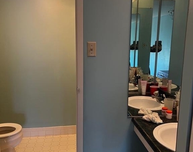 7600 E Roosevelt Boulevard - Photo Thumbnail 8