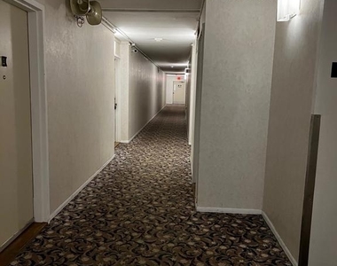 7600 E Roosevelt Boulevard - Photo Thumbnail 11