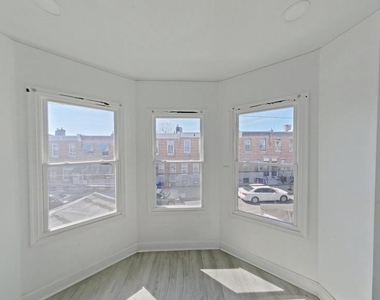 3331 N Howard Street - Photo Thumbnail 5