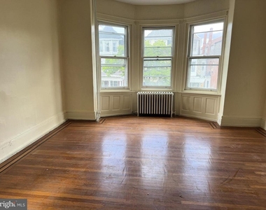4718 Hazel Avenue - Photo Thumbnail 3