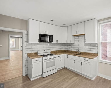 5011 Larchwood Avenue - Photo Thumbnail 7