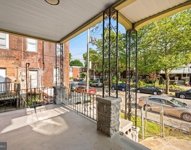 5011 Larchwood Avenue - Photo Thumbnail 22