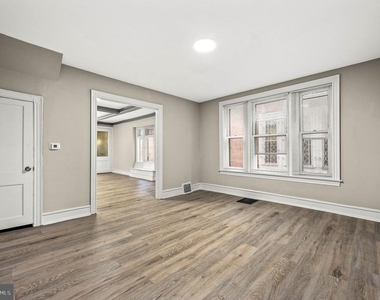 5011 Larchwood Avenue - Photo Thumbnail 6