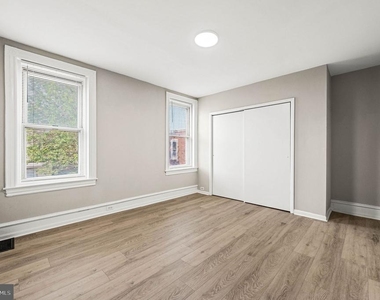 5011 Larchwood Avenue - Photo Thumbnail 14