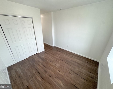 2317 N 15th Street - Photo Thumbnail 6