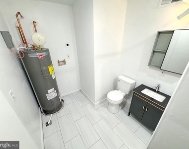 2317 N 15th Street - Photo Thumbnail 10