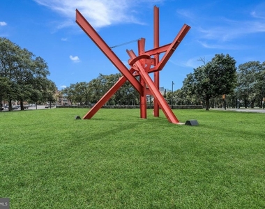 1830 Green Street - Photo Thumbnail 14