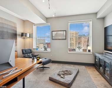 27 Library Street Ne - Photo Thumbnail 10