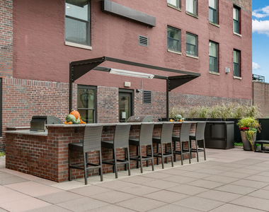 27 Library Street Ne - Photo Thumbnail 23