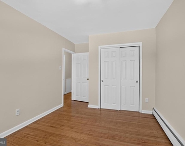 5990 Henry Avenue - Photo Thumbnail 20