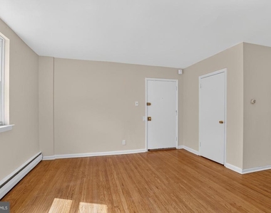 5990 Henry Avenue - Photo Thumbnail 7