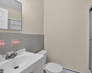 5990 Henry Avenue - Photo Thumbnail 14